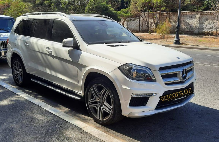 rent car image