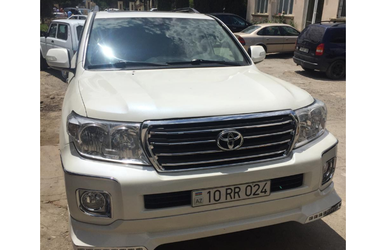 rent car image