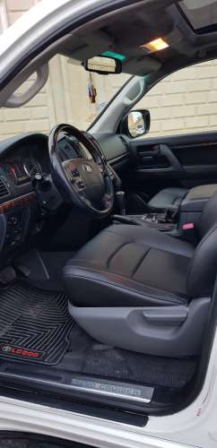 rent car image