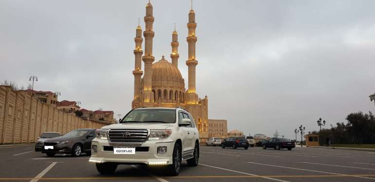 rent car image