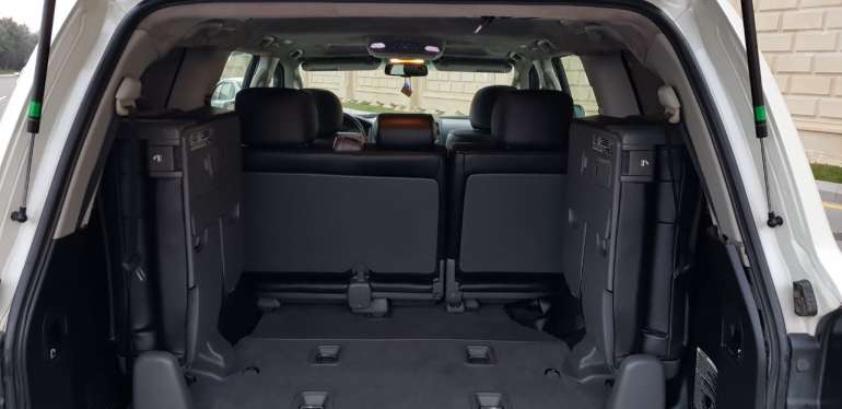 rent car image